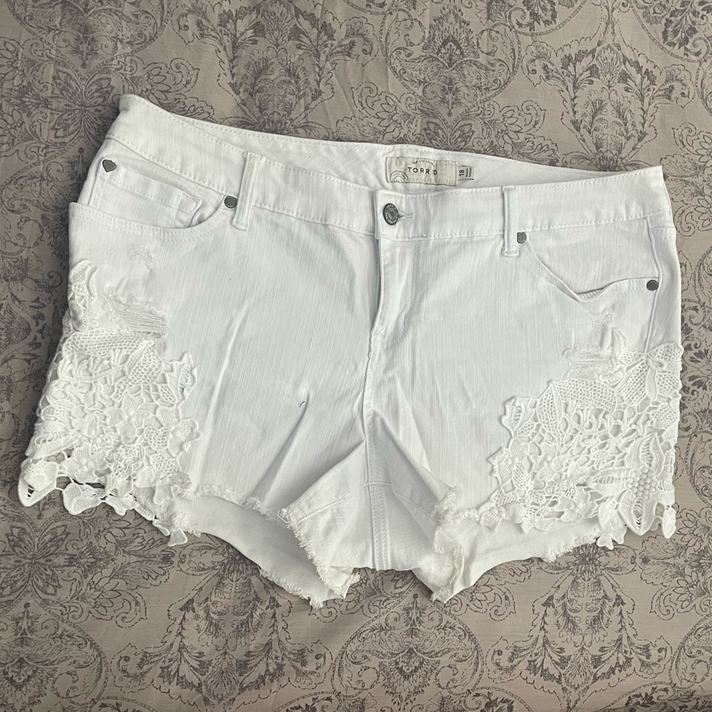 Torrid White Lace Jean Shorts